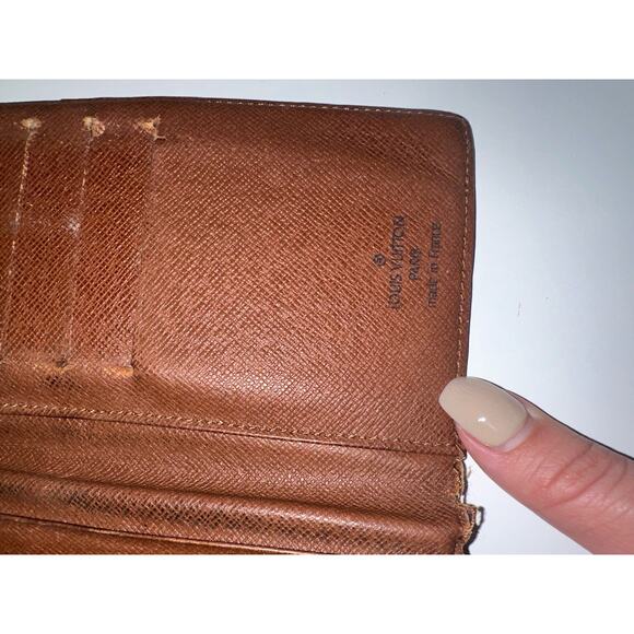 Louis Vuitton Monogram Bifold Wallet - Picture 7 of 10